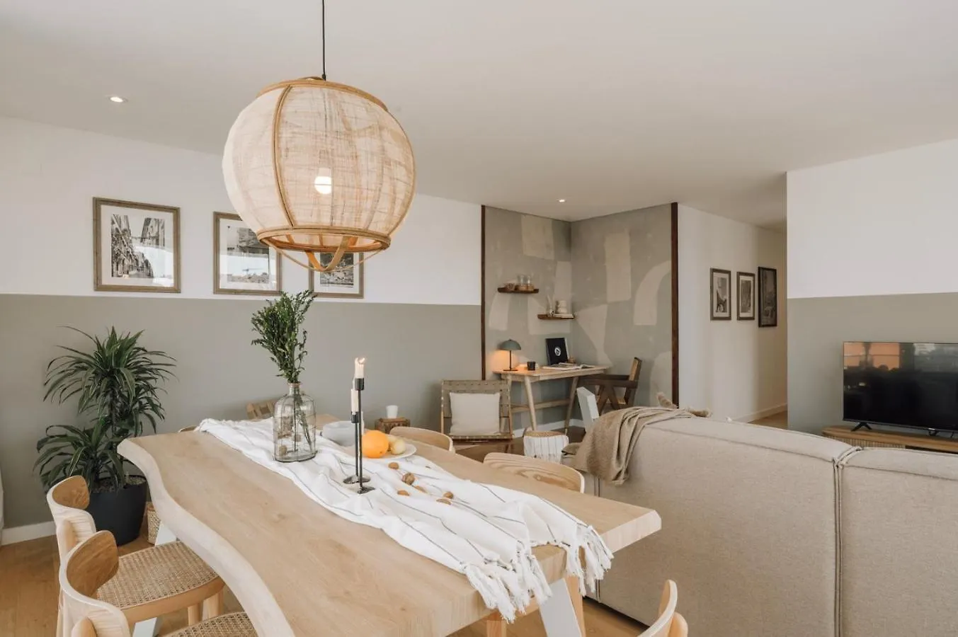 アパート Pescaia - 2 Bedrooms And 2 Balconies In Alvalade リスボン